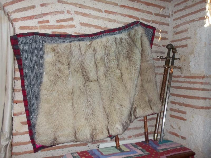 Silver Fox Plaid fait de Renard d'élevage
Silver Fox Plaid fait de Renard d'élevage