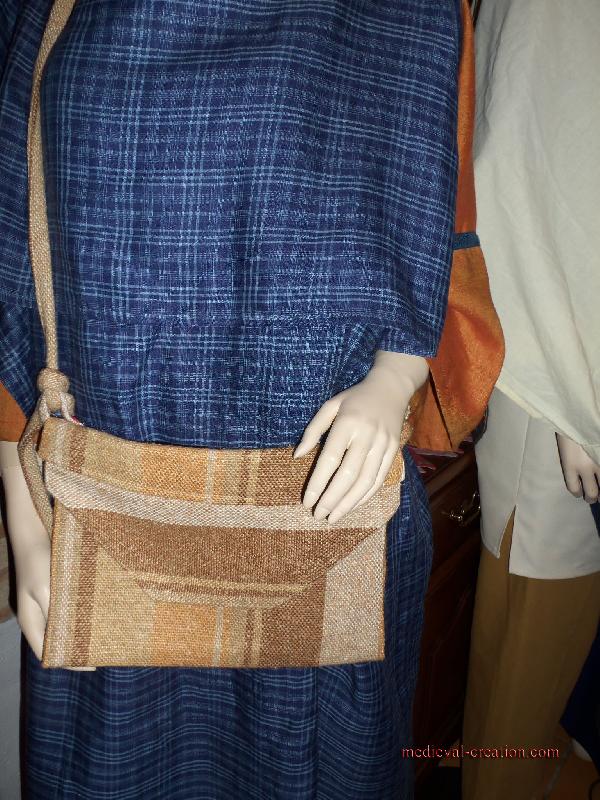 Sac Besace Lin ancien Rayure tissée sur le lé Sac Besace Lin ancien Rayure tissée sur le lé