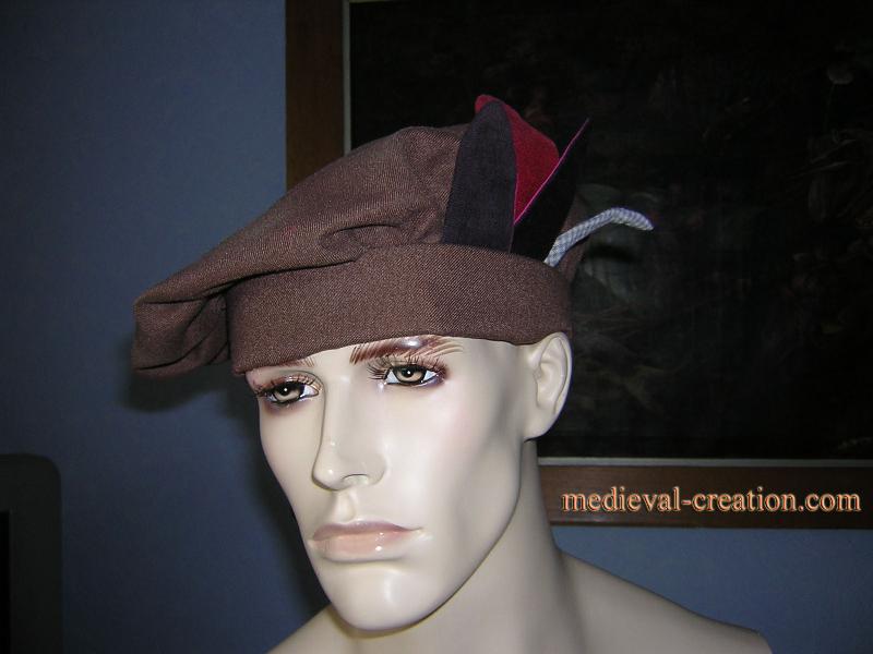 Wool Velvet Béret pour un Archer Celte Médiéval Wool Velvet Béret pour un Archer Celte Médiéval
