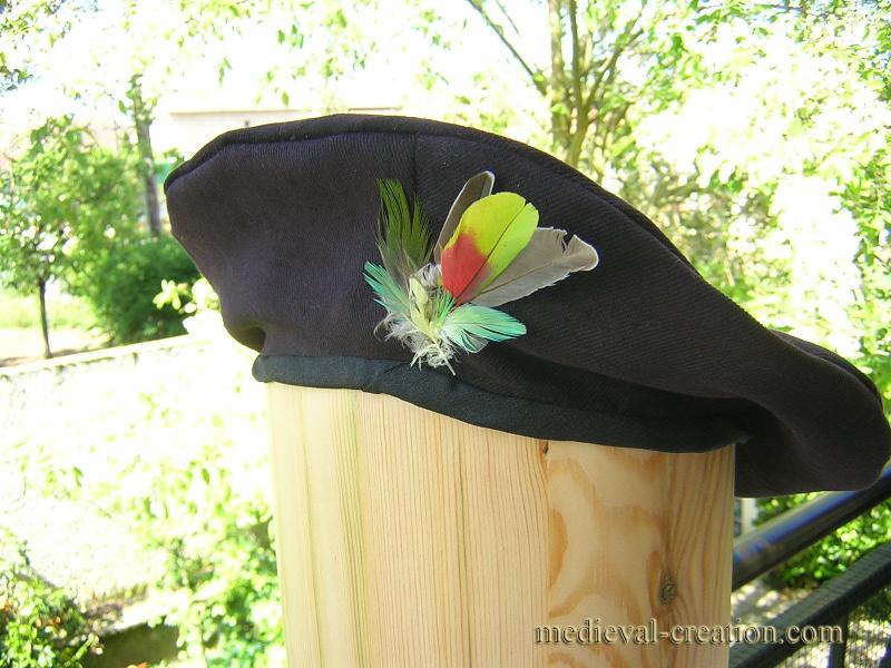 Wool Velvet Béret pour un Archer Celte Médiéval Wool Velvet Béret pour un Archer Celte Médiéval