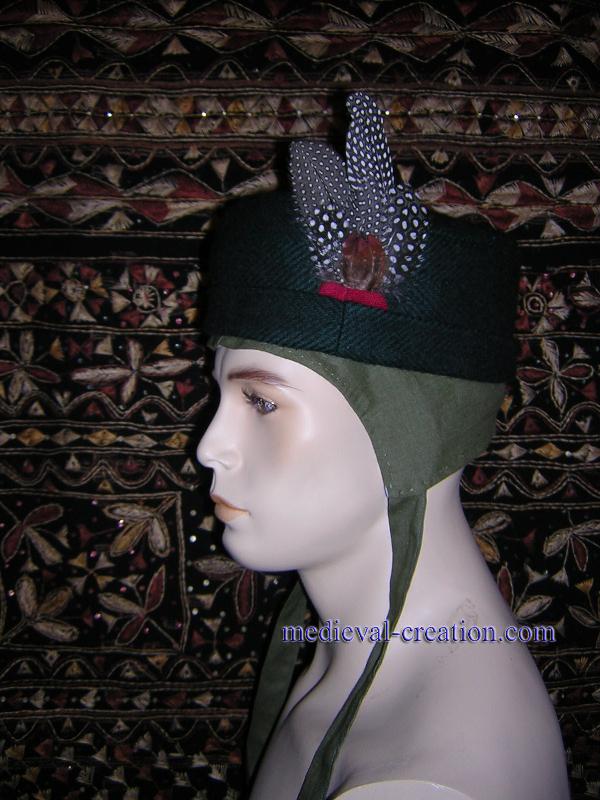 Velvet headgear Toques Moyen-Age Renaissance Velvet headgear Toques Moyen-Age Renaissance