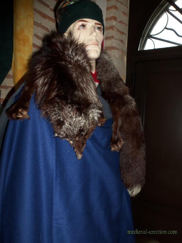 Fourrure Renard pour Costume Viking Varègue Fourrure Renard pour Costume Viking Varègue