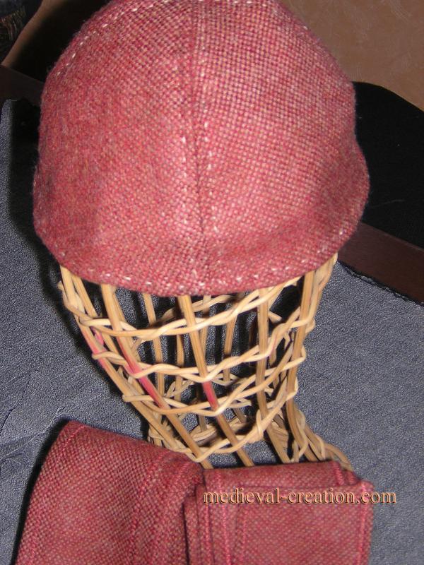 Calot doublé Headress Viking Laine brodée Calot doublé Headress Viking Laine brodée