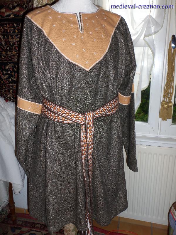 Tunique Bliaut Surcot pure Laine Tunique Bliaut Surcot pure Laine