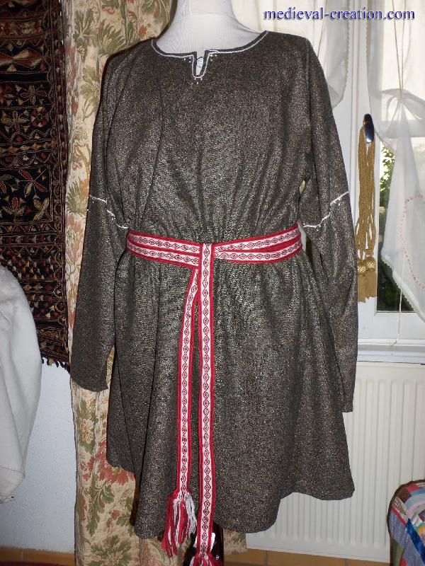 Tunique Bliaut Surcot pure Laine Tunique Bliaut Surcot pure Laine