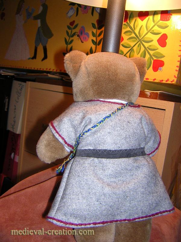 POOH Ourson en Chainse et Caftan POOH Ourson en Chainse et Caftan