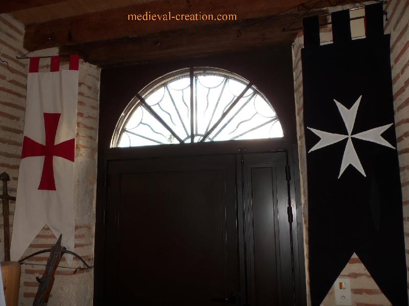 Bannières Croisades Croix Malte ou Jerusalem