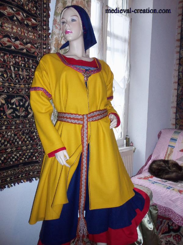 Viking Kaftan Woman Wool Hand work
