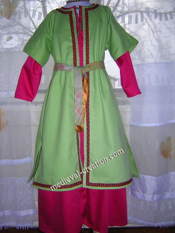 Costume Enfant Varègue ou Médiéval Mixte
Costume Enfant Varègue ou Médiéval Mixte